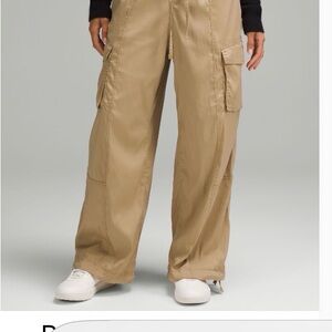 Women's Tan Cargo Pants Lululemon